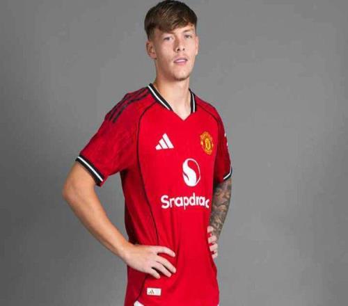 曼聯(lián)一人冬窗一開就將轉(zhuǎn)會！已接到正式報價，將赴土超大戰(zhàn)奧納納