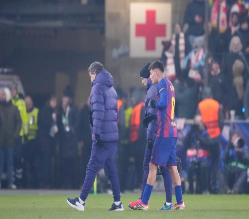 歐冠無緣直通16強(qiáng)，第一大腿又傷了，巴薩官宣佩德里傷缺1個月