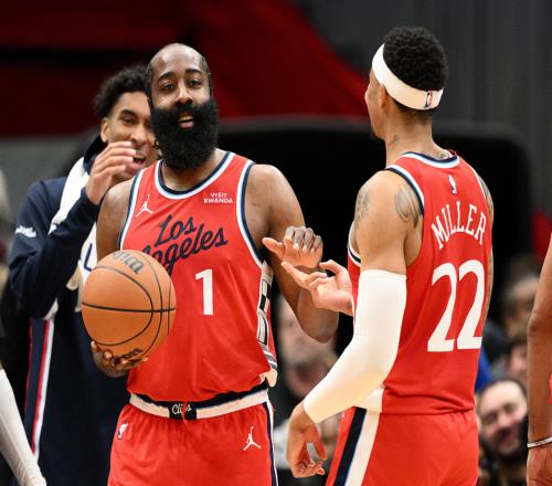 西部排名又變了：快船創(chuàng)NBA奇跡，太陽追平湖人，2隊(duì)排名互換