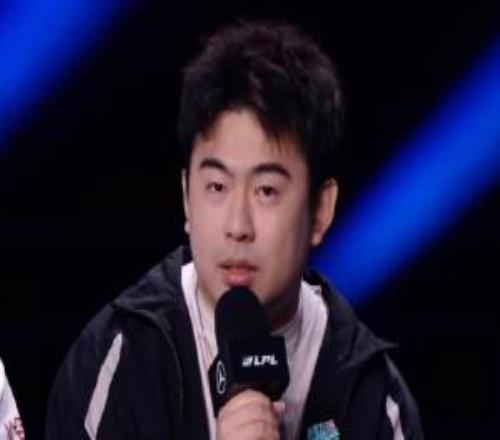 点爱笑呢袁玺：明天两队管理层都不会赢了连麦输了一键防护