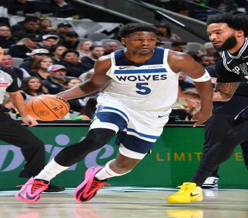 華子復(fù)出狂砍55分生涯新高！森林狼25分逆轉(zhuǎn)未果負(fù)馬刺，文班39+9