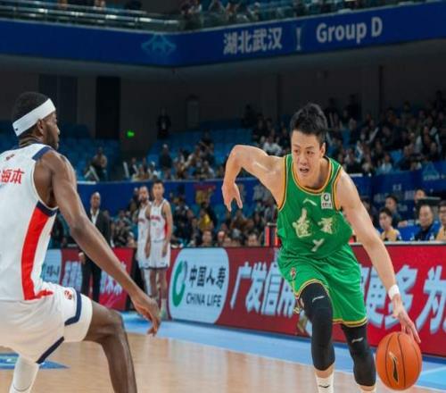 連續(xù)三場(chǎng)0分！昔日CBA王牌鋒線(xiàn)加盟遼籃被用廢，楊鳴看走眼了