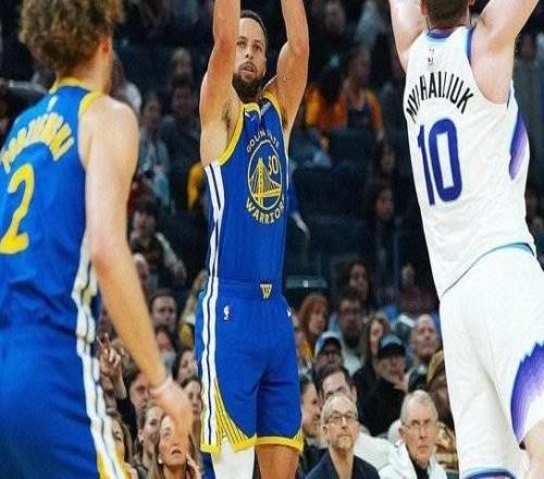 第三節(jié)20分創(chuàng)紀(jì)錄，庫里18中8砍31分2板5助1斷，正負(fù)值+5