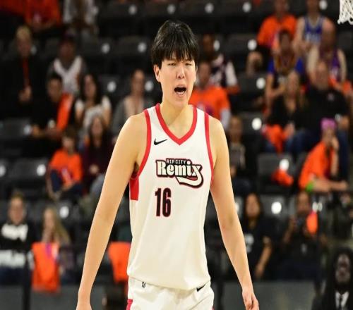 楊瀚森又破紀(jì)錄！開拓者進(jìn)行官宣，但是機(jī)會(huì)太少