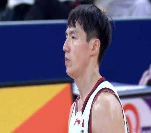 14記三分打爆浙江！上海20分大勝?gòu)?qiáng)勢(shì)復(fù)蘇，弗格21分迎里程碑