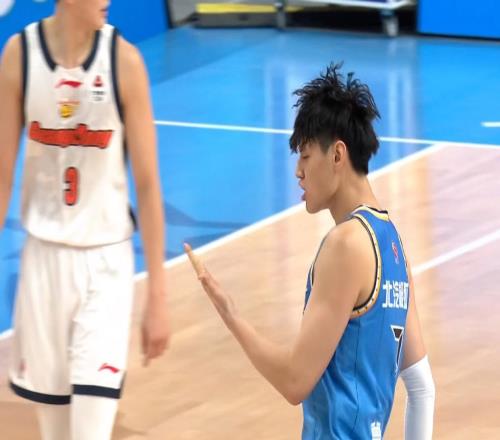 不打了！廣東最大克星確認退賽，保送杜鋒躺進積分榜前三