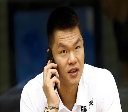 廣東3消息！朱芳雨上訴成功，杜鋒捧殺遼籃，王少杰缺席遼粵大戰(zhàn)