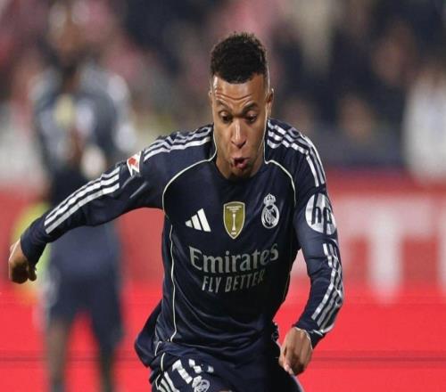 足壇一夜動(dòng)態(tài)：巴黎6冠王比肩巴薩拜仁，曼城6連勝，皇馬贏(yíng)球丟人