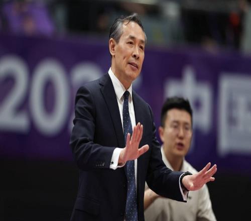 這有點(diǎn)牛逼了！CBA球員正負(fù)值榜，排前6名本土中，這球隊(duì)占了4人