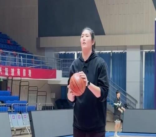 張子宇迎WCBA首秀，山東主帥：請大家給予她寬容與耐心