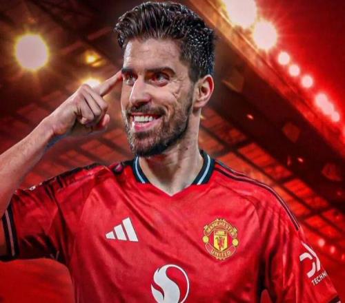 曼聯(lián)冬窗1500萬可簽大內(nèi)維斯！內(nèi)部已討論，另有兩候選但價(jià)格更高