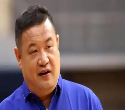 中秋痛失籃球人！52歲前CBA教練去世，弟子楊瀚森回應(yīng)，原因曝光