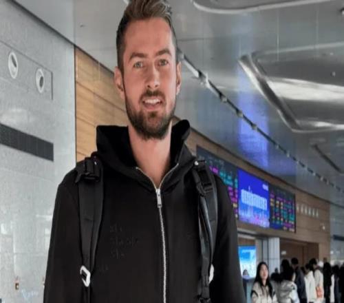 基茲林克打服北控如今加盟！鋒衛(wèi)搖擺人攻守兼?zhèn)洌芊窬葟垜c鵬