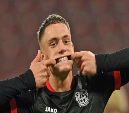 森德羅斯覺得京多安留隊(duì)有好處，維爾茨在英超的初期有點(diǎn)艱難