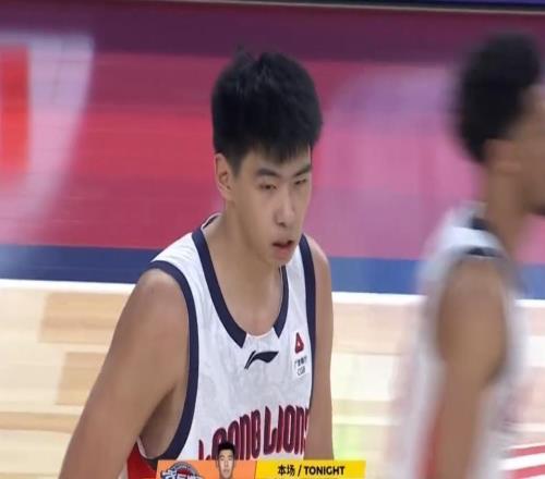 CBA上賽季的黑馬，主場(chǎng)不敵廣州男籃，球迷：接受不了