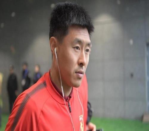 青島足球百年史話(huà)53“福將”姜寧下：拿遍國內重要冠軍，退役前助力海牛重回中超