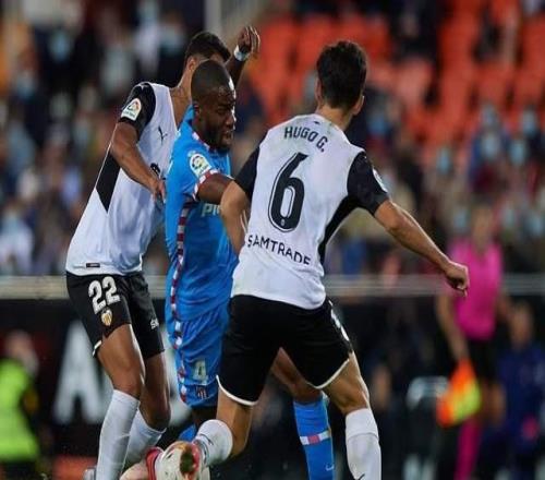 西甲瓦倫西亞VS萊萬(wàn)特：瓦倫西亞德比激情回歸，保級(jí)大戰(zhàn)