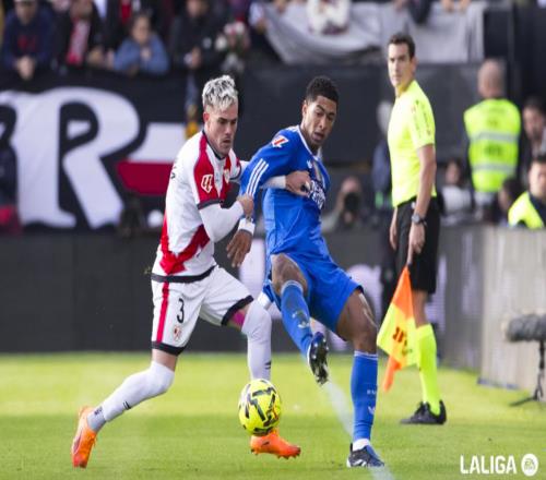 奢華鋒線(xiàn)集體低迷14億領(lǐng)頭羊德比大戰00慘遭爆冷止步聯(lián)賽4連勝