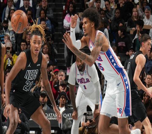 費(fèi)城6人上雙大勝籃網(wǎng)！喬治21分鐘打卡魔仙哥20+4馬克西22+9