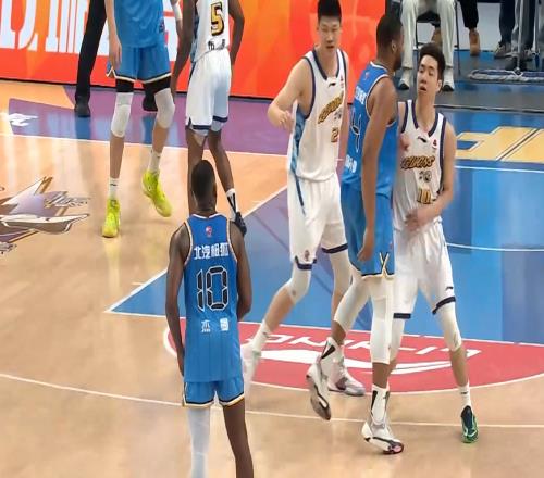 隨著廣東8輪全勝，廣廈送北京首敗，CBA最新積分榜有變：榜首易主