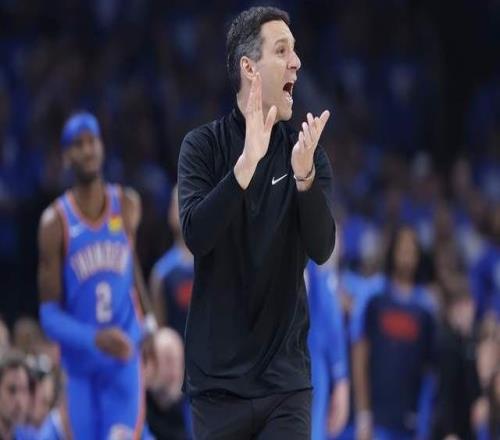 一夜3大消息！实力榜更新前三不变，湖人逃过一劫，快船甩卖1人