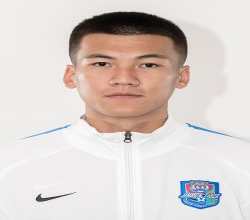 惨！津门虎门将闫炳良今年2次出场丢6球，本轮上演超巨低级失误