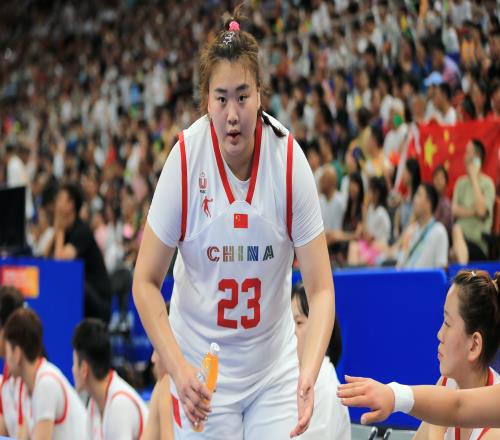 田媛媛末節(jié)狂砍14分救主中國大運(yùn)女籃逆轉(zhuǎn)日本晉級(jí)四強(qiáng)