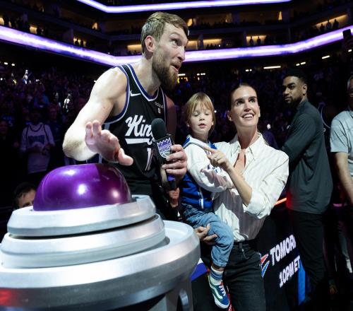 欧媒：立陶宛仅瓦兰一个NBA球员参加欧锦赛小萨因陪产缺席