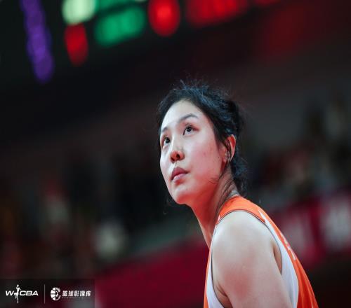 别学男篮啊！中国女篮本场罚球27中16命中率只有59.3%