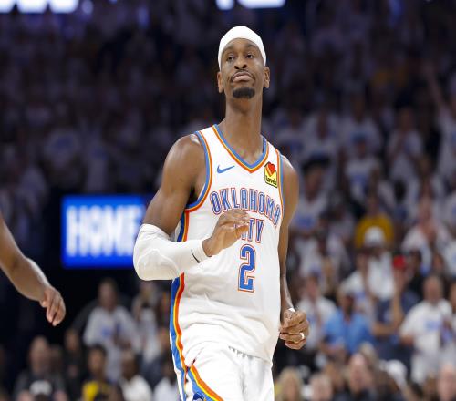 尼克杨：亚历山大尚未成为NBA门面其比赛风格低调乏味不如KD