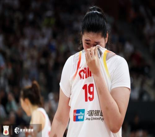 濟(jì)南時(shí)報(bào)：中國(guó)女籃為何輸給日本女籃防三分球不力賽前太自信