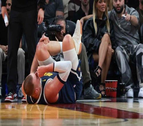壞消息，掘金隊尼古拉約基奇因膝蓋過度伸展將長期缺陣