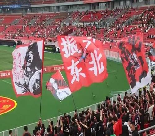 中超再迎1魔鬼主場：遼寧鐵人本賽季場均觀眾高達2.6萬人！