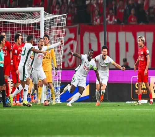 丟冠后再遭重創(chuàng  )！曝河南隊外援或遭足協(xié)處罰，韓國主裁判成導火索