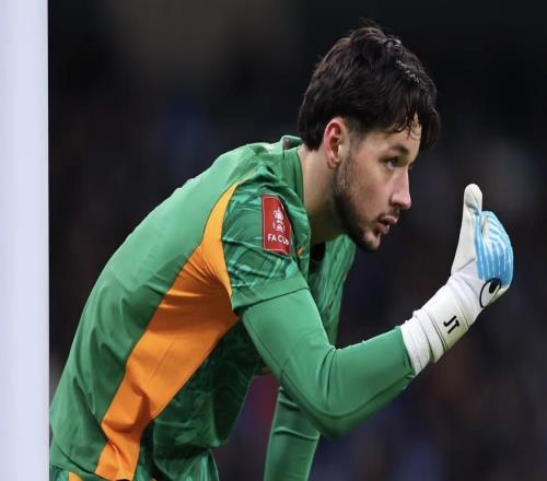 埃迪豪：特拉福德是一名非常優(yōu)秀的門將，我非常欣賞他