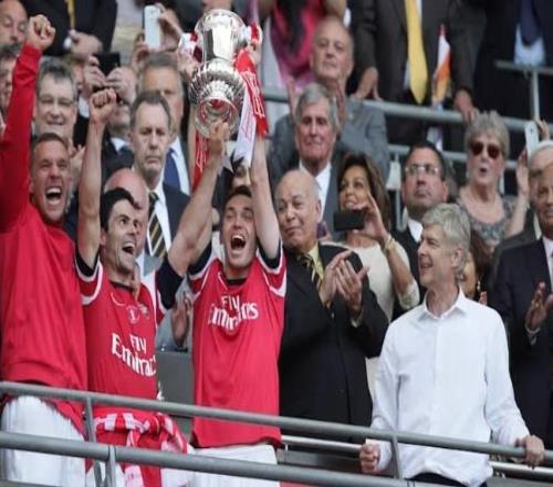 波多爾斯基：現(xiàn)在的拜仁踢得很有統(tǒng)治力希望阿森納英超奪冠