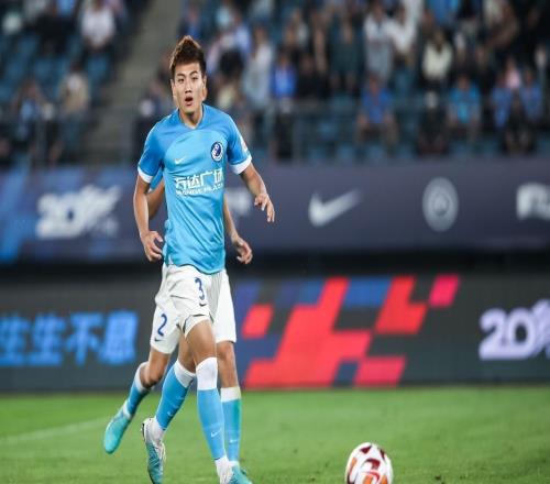 停不下來(lái)！北京國(guó)安新賽季后防線固若金湯又盯上了大連英博新星