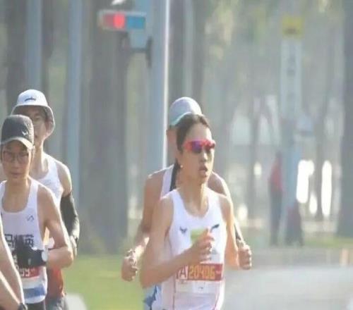 “最快女護士”近50天5次參賽，獎金超20萬(wàn)