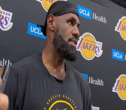 詹姆斯正式回歸湖人：我的肺感覺像新生兒兩年前也曾坐骨神經(jīng)痛