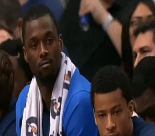 球隊(duì)老大，比賽中被交易！NBA就是如此冷血且無情，別談忠誠！