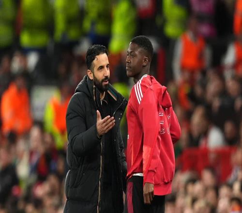 前曼聯(lián)球員莫里森：曼聯(lián)讓梅努補(bǔ)時(shí)階段上場(chǎng)是在戲弄他