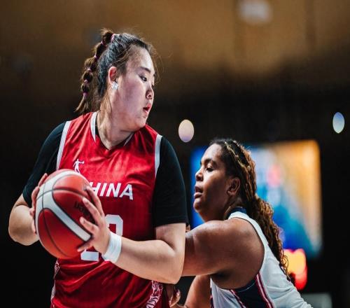 晚上9點(diǎn)官宣！中國(guó)女籃公布最新大名單：劉禹彤入選，楊舒予領(lǐng)銜