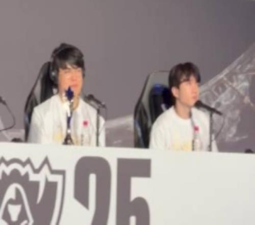 互相吹捧Gumayusi：岷析英雄池和對線開團等等各方面都是頂尖