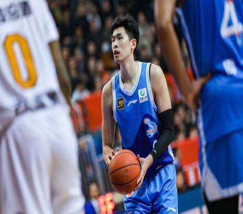 我沒籃鄒陽三分9中7轟35分現(xiàn)場打臉?biāo)拇ɡ峡偹汝悋缽娫谀? loading=