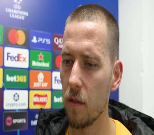 安東：我們控球時表現(xiàn)很好，但最后一傳還是差了一點