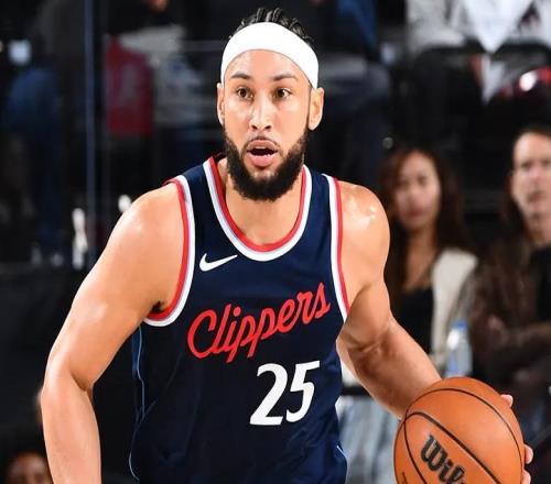 經(jīng)紀(jì)人跑路，休賽季釣魚，西蒙斯恐無緣NBA！