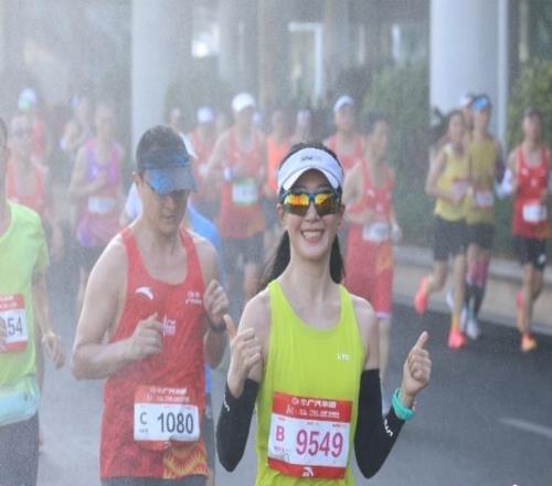 冬至的儀式感是廣馬給的！多圖直擊2025廣馬燃動(dòng)羊城