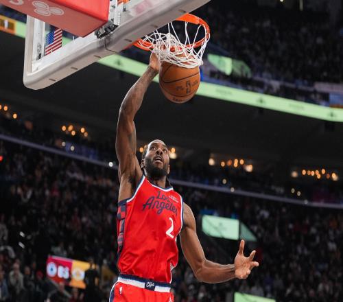 打了14年，倫納德迎來爆發(fā)，轟出79年NBA從未有人打出的數(shù)據(jù)