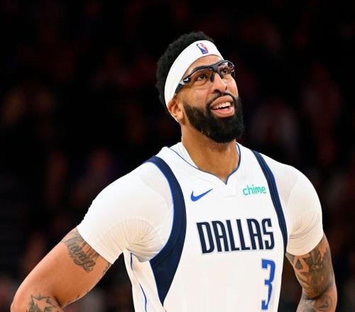 濃眉或傷停數(shù)月！加盟獨(dú)行俠后6次受傷，湖人避坑成贏家