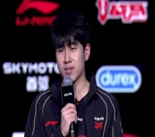 Gala：今年的五殺比去年快吧也沒什么特別的感覺穩(wěn)贏的一波團